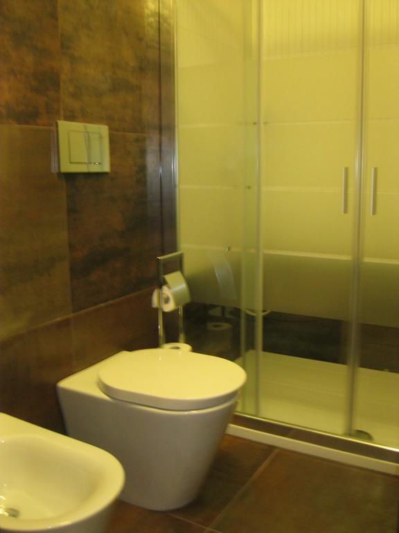 A14 Business Suite Sesto San Giovanni Værelse billede
