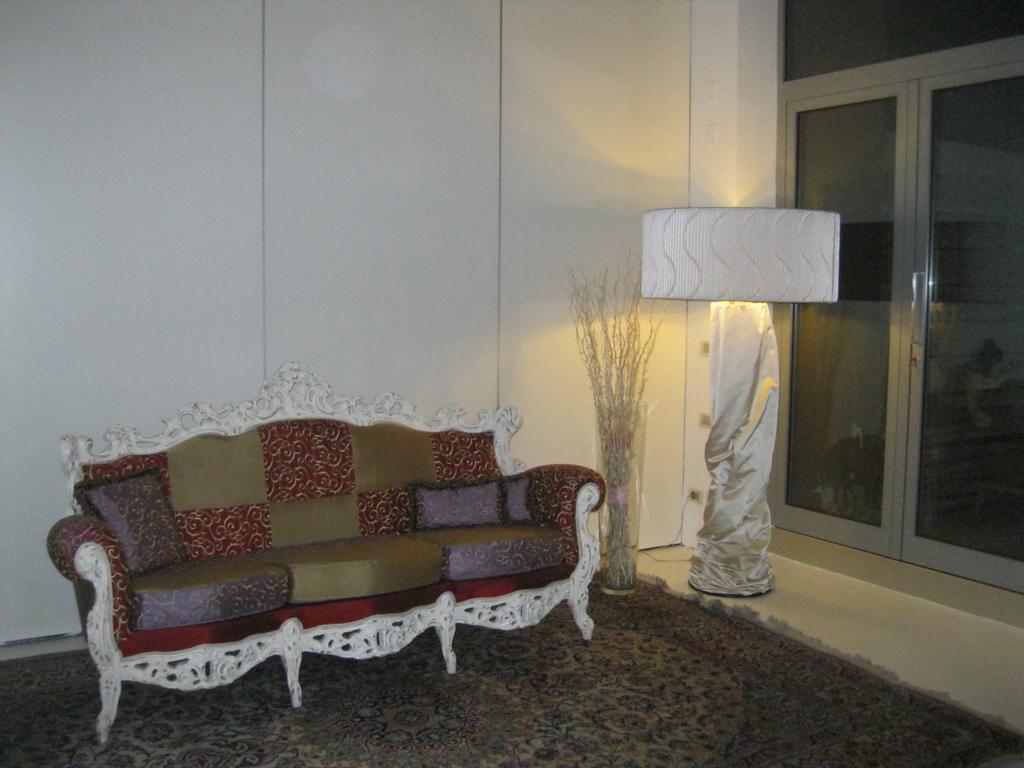 A14 Business Suite Sesto San Giovanni Værelse billede